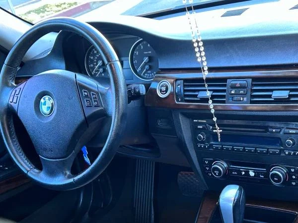 2011 BMW E90 3 Series Sedan - Image 4 of 9