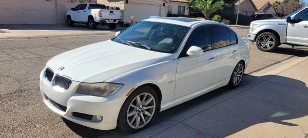 2011 BMW E90 3 Series Sedan - Image 13 of 14