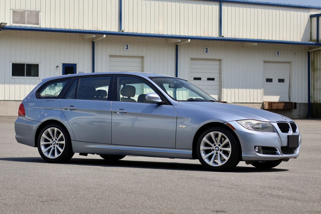 2011 BMW E91 3 Series Touring - Image 9 of 31