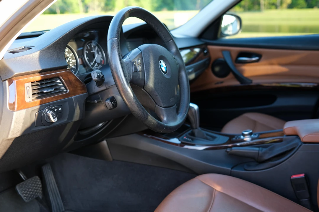 2011 BMW E91 3 Series Touring - Image 27 of 31