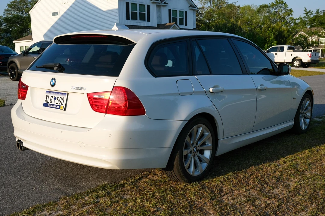 2011 BMW E91 3 Series Touring - Image 4 of 31