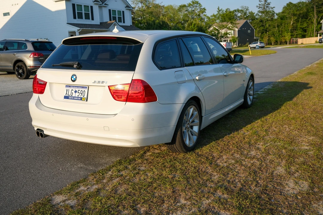 2011 BMW E91 3 Series Touring - Image 8 of 31