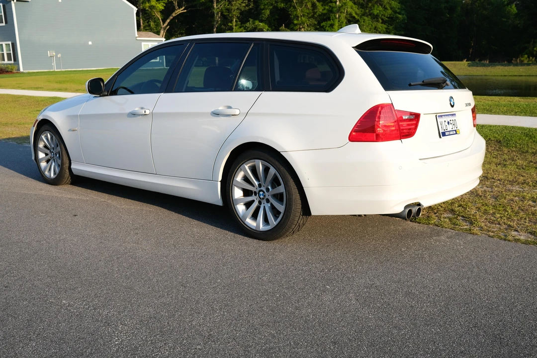2011 BMW E91 3 Series Touring - Image 7 of 31