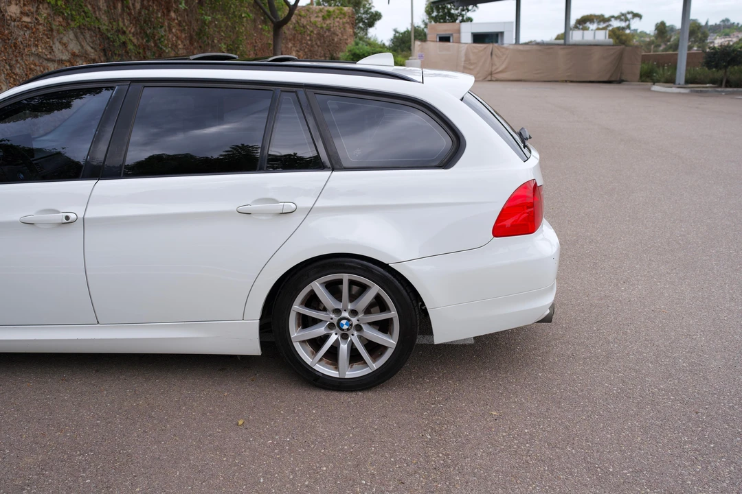 2011 BMW E91 3 Series Touring - Image 16 of 31