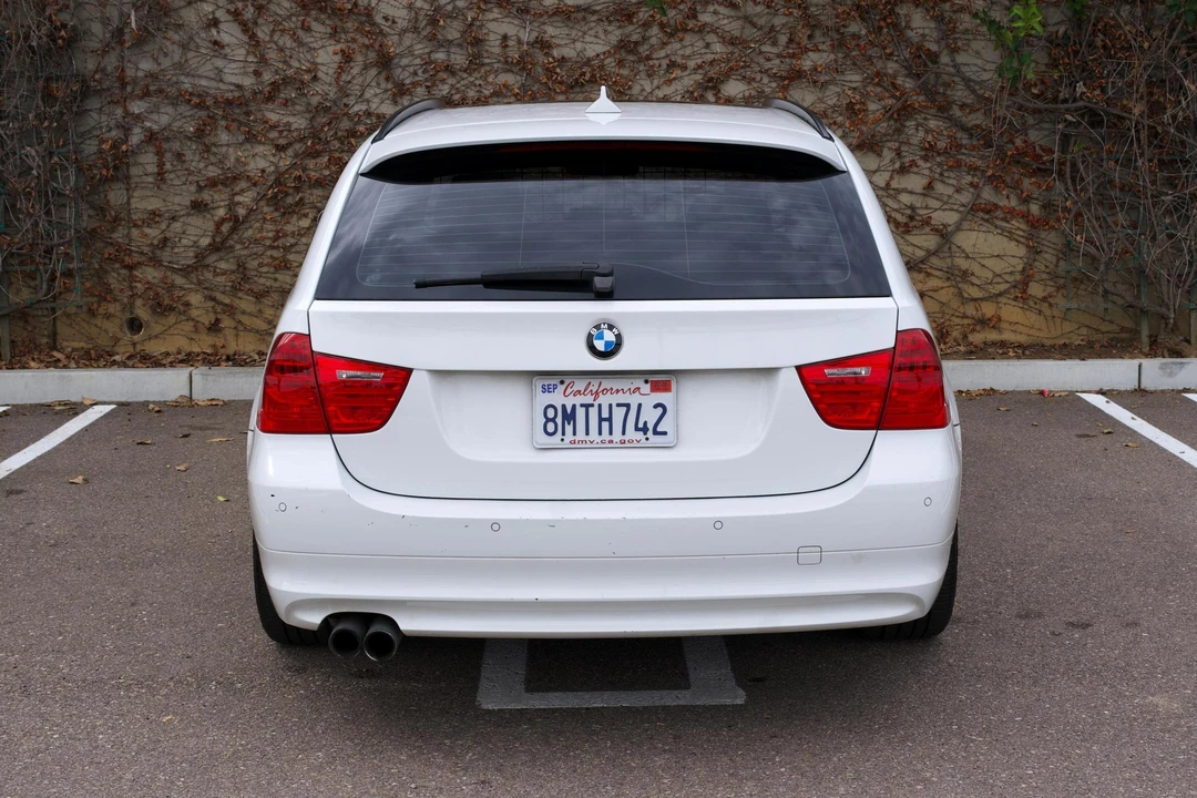2011 BMW E91 3 Series Touring - Image 9 of 31