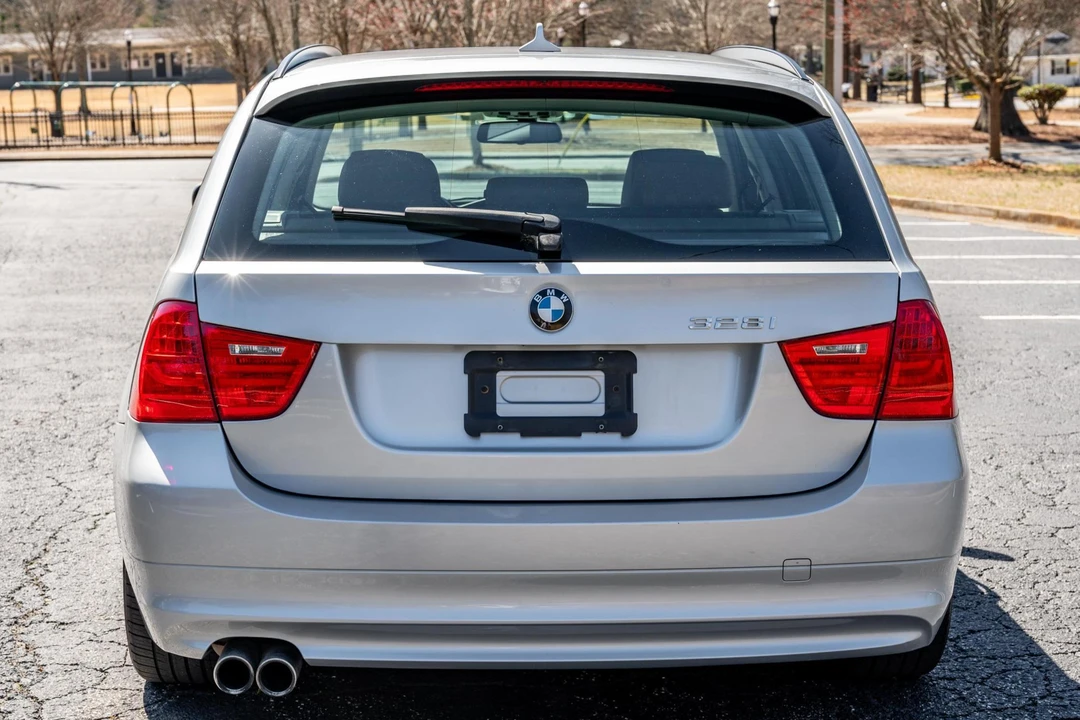 2011 BMW E91 3 Series Touring - Image 5 of 31