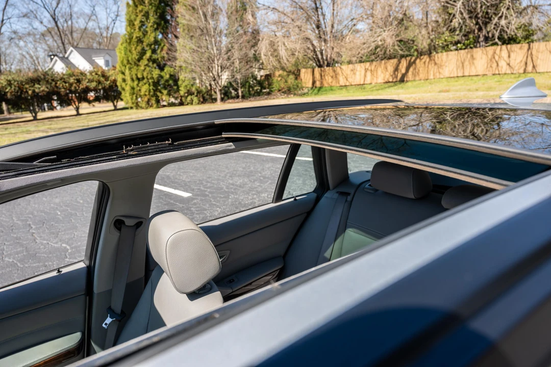 2011 BMW E91 3 Series Touring - Image 19 of 31