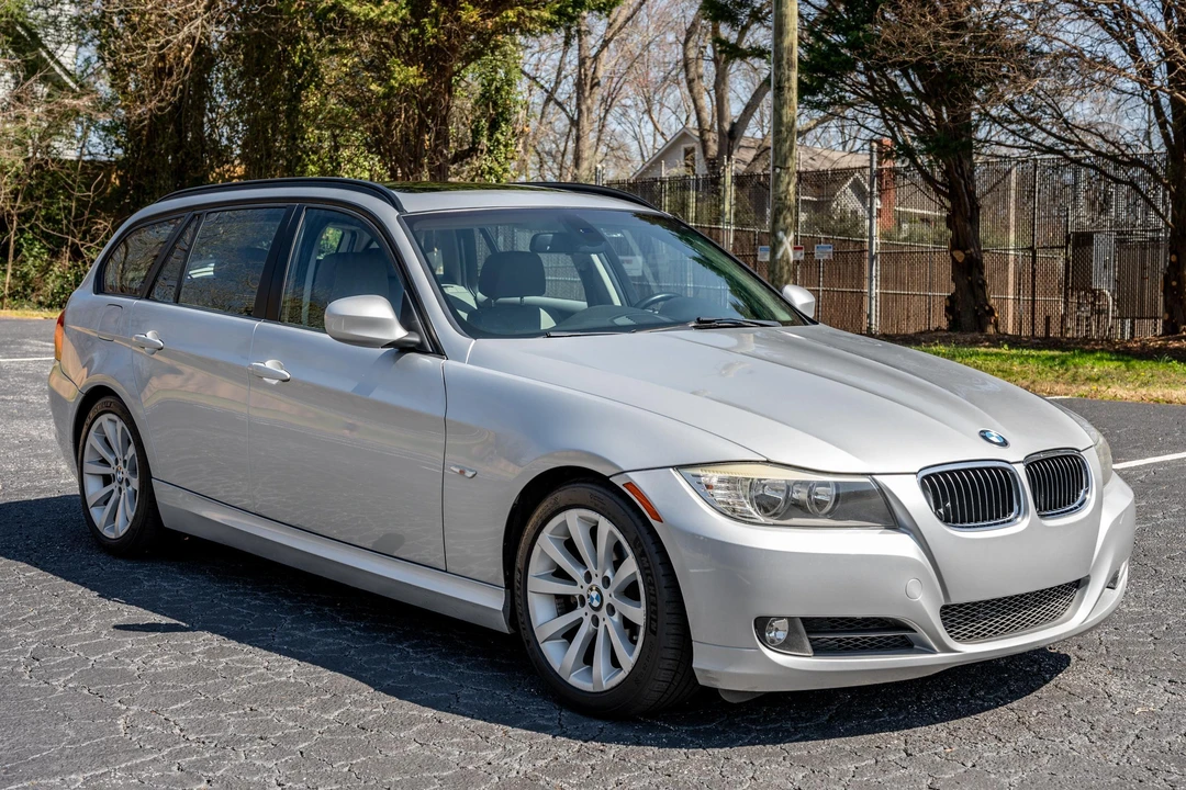2011 BMW E91 3 Series Touring - Image 8 of 31