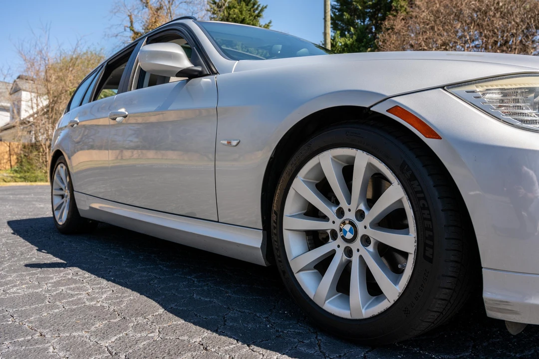 2011 BMW E91 3 Series Touring - Image 16 of 31