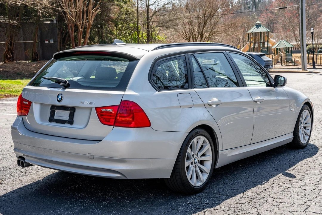 2011 BMW E91 3 Series Touring - Image 4 of 31