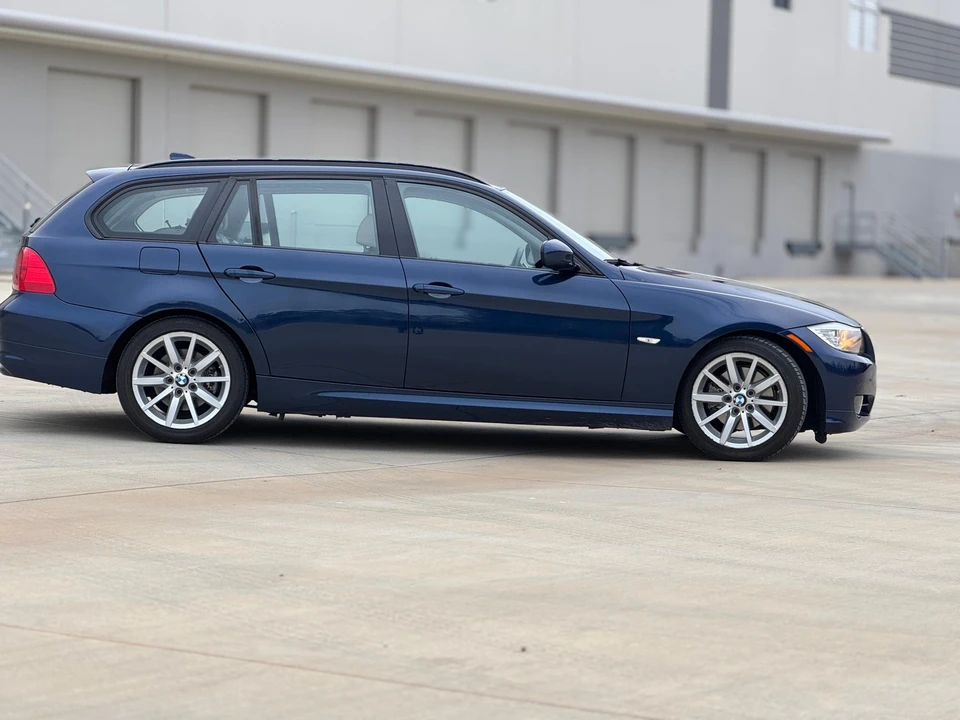 2011 BMW E91 3 Series Touring - Image 14 of 31
