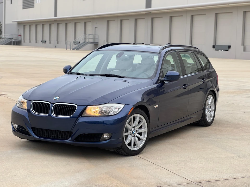 2011 BMW E91 3 Series Touring - Image 8 of 31