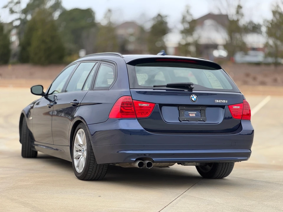 2011 BMW E91 3 Series Touring - Image 10 of 31