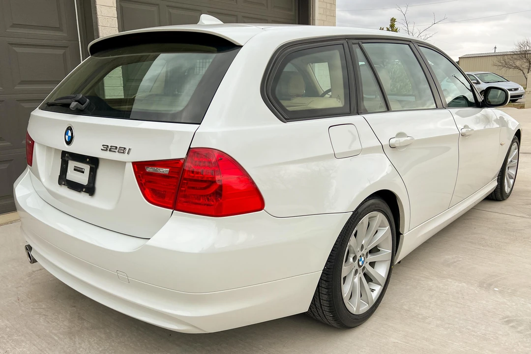 2011 BMW E91 3 Series Touring - Image 4 of 31