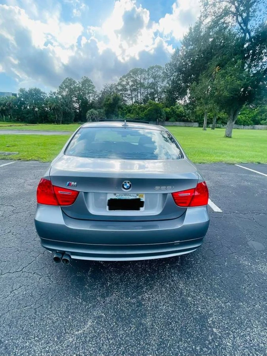2011 BMW E90 3 Series Sedan - Image 4 of 9