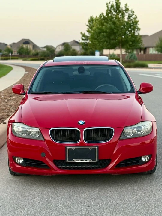 2011 BMW E90 3 Series Sedan - Image 3 of 19