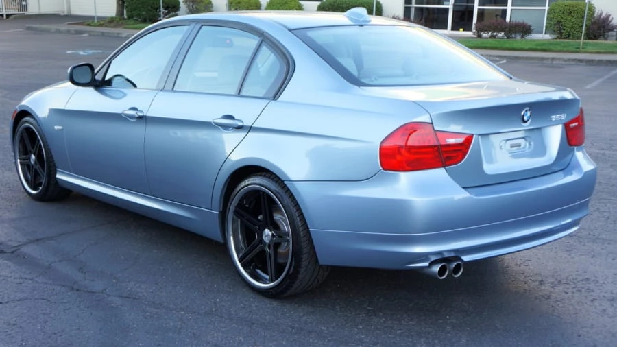 2011 BMW E90 3 Series Sedan - Image 3 of 12