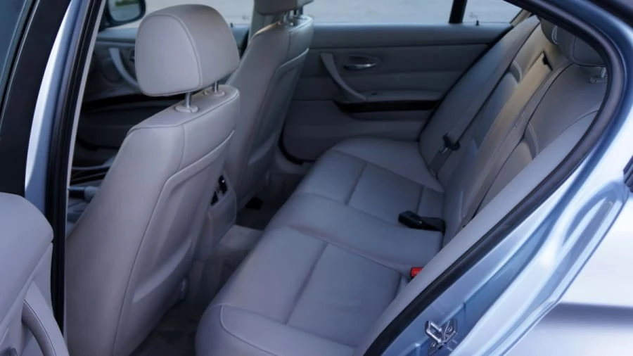 2011 BMW E90 3 Series Sedan - Image 7 of 12