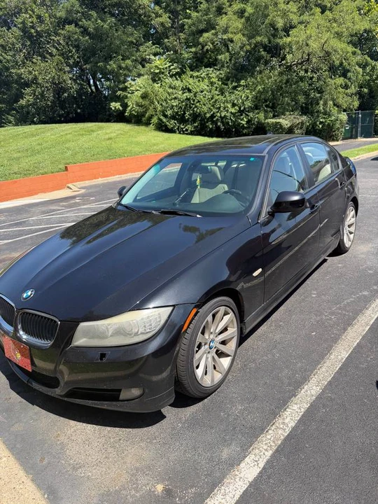 2011 BMW E90 3 Series Sedan - Image 3 of 6