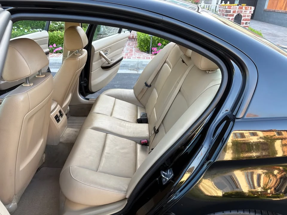 2011 BMW E90 3 Series Sedan - Image 11 of 13