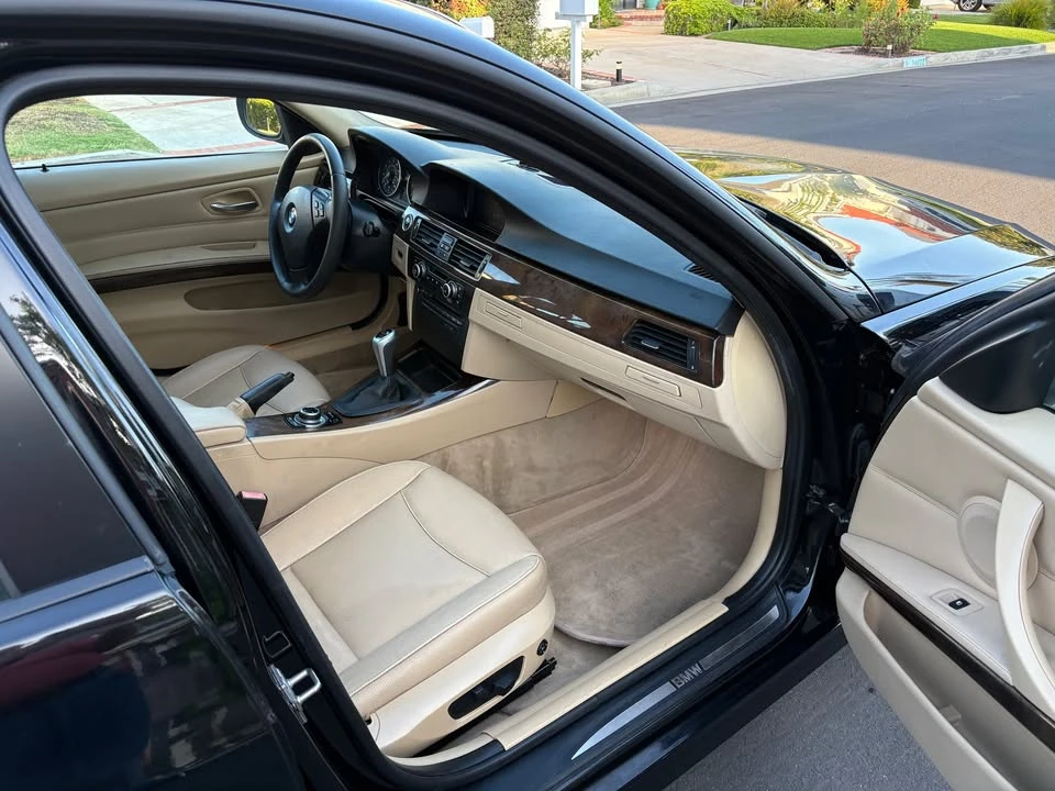 2011 BMW E90 3 Series Sedan - Image 10 of 13