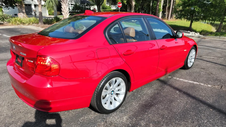 2011 BMW E90 3 Series Sedan - Image 10 of 11