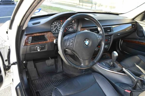 2011 BMW E90 3 Series Sedan - Image 10 of 19