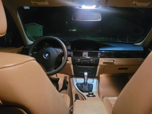 2011 BMW E90 3 Series Sedan - Image 13 of 18