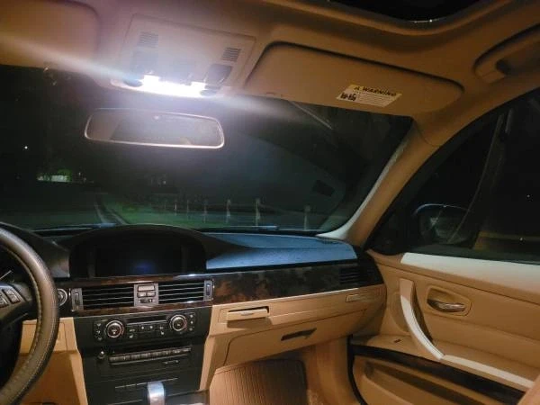 2011 BMW E90 3 Series Sedan - Image 12 of 18