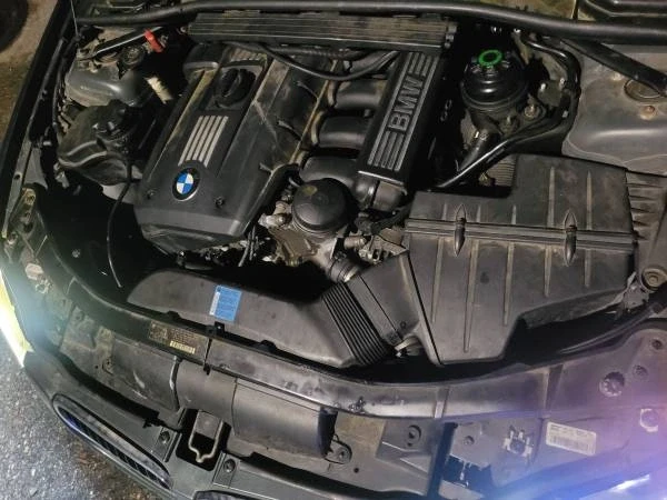2011 BMW E90 3 Series Sedan - Image 8 of 18