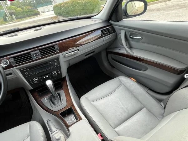 2011 BMW E90 3 Series Sedan - Image 11 of 15