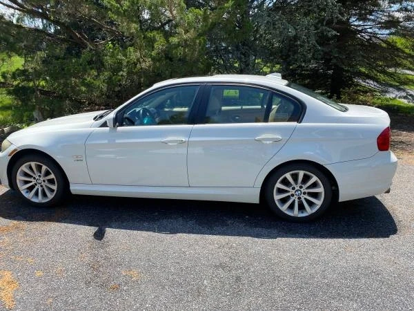 2011 BMW E90 3 Series Sedan - Image 2 of 7