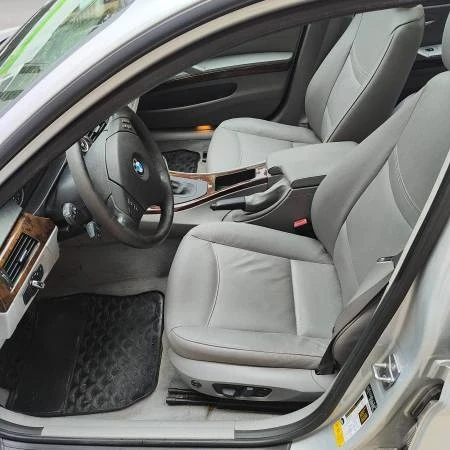 2011 BMW E90 3 Series Sedan - Image 5 of 6