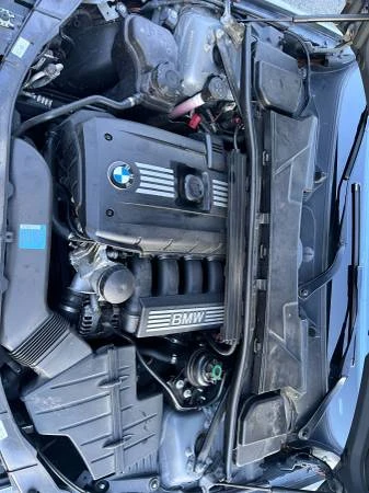 2011 BMW E90 3 Series Sedan - Image 9 of 10
