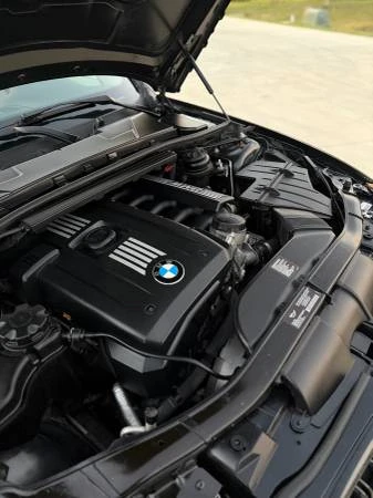 2011 BMW E90 3 Series Sedan - Image 6 of 18