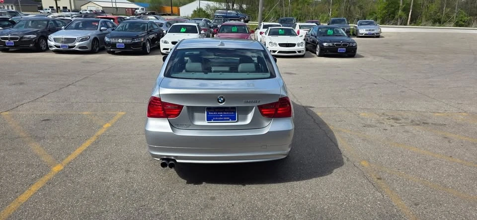 2011 BMW E90 3 Series Sedan - Image 10 of 15