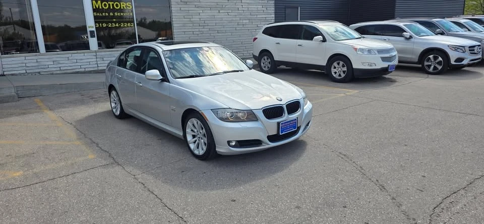 2011 BMW E90 3 Series Sedan - Image 6 of 15