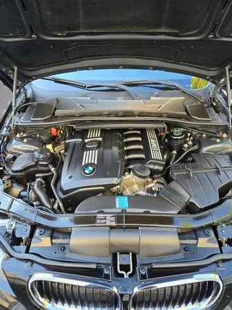 2011 BMW E90 3 Series Sedan - Image 13 of 18