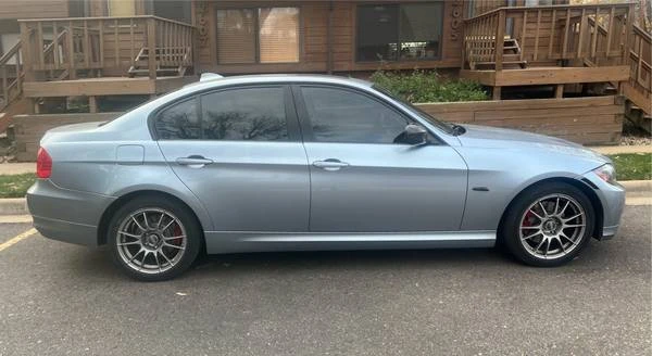 2011 BMW E90 3 Series Sedan - Image 2 of 4