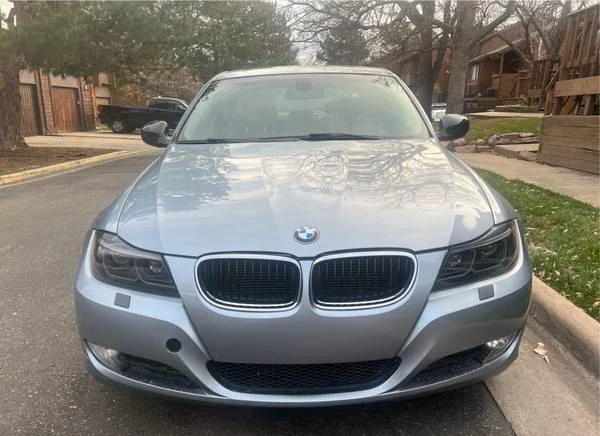 2011 BMW E90 3 Series Sedan - Image 3 of 4