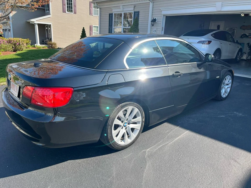 2011 BMW E93 3 Series Convertible - Image 4 of 11