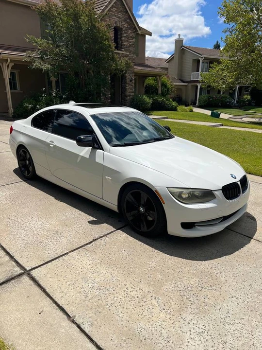 2011 BMW E92 3 Series Coupe - Image 3 of 15