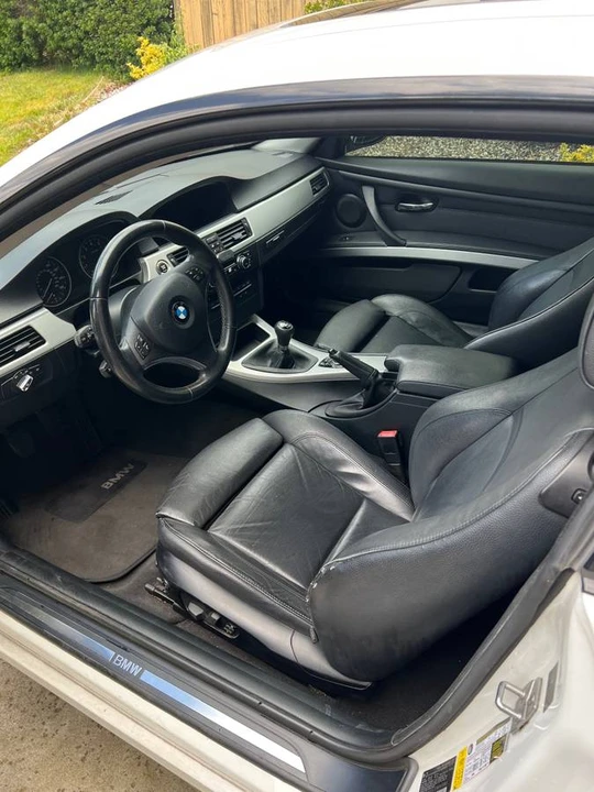 2011 BMW E92 3 Series Coupe - Image 9 of 15
