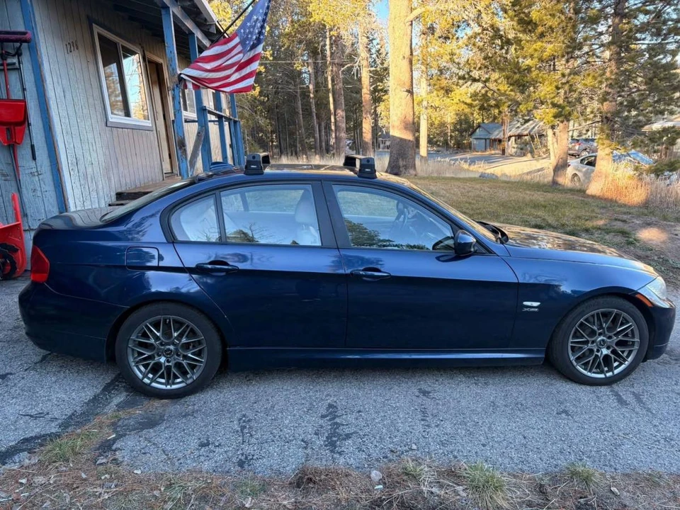 2011 BMW E90 3 Series Sedan - Image 8 of 10