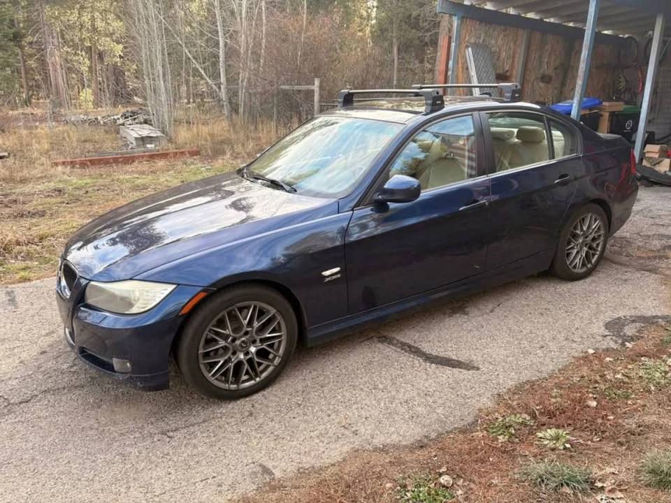 2011 BMW E90 3 Series Sedan - Image 2 of 10