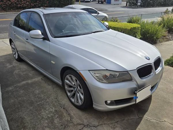 2011 BMW E90 3 Series Sedan - Image 2 of 11
