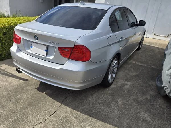 2011 BMW E90 3 Series Sedan - Image 5 of 11