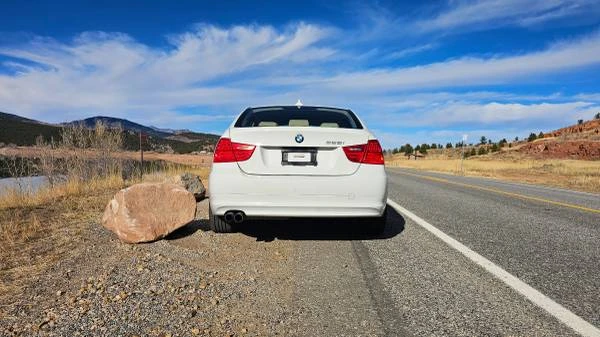 2011 BMW E90 3 Series Sedan - Image 5 of 14