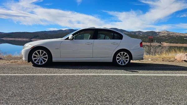 2011 BMW E90 3 Series Sedan - Image 3 of 14
