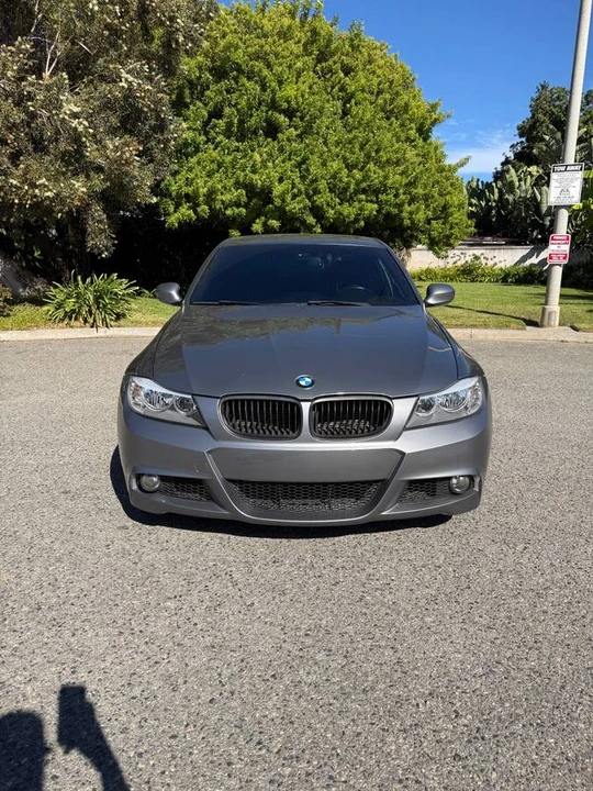 2011 BMW E90 3 Series Sedan - Image 3 of 12
